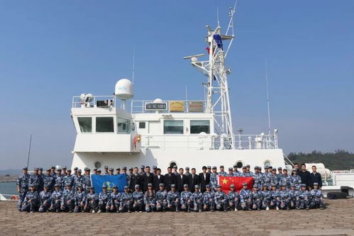 广西海事局2020年新录用公务员登上 海巡1001 轮开展巡航执法实务学习